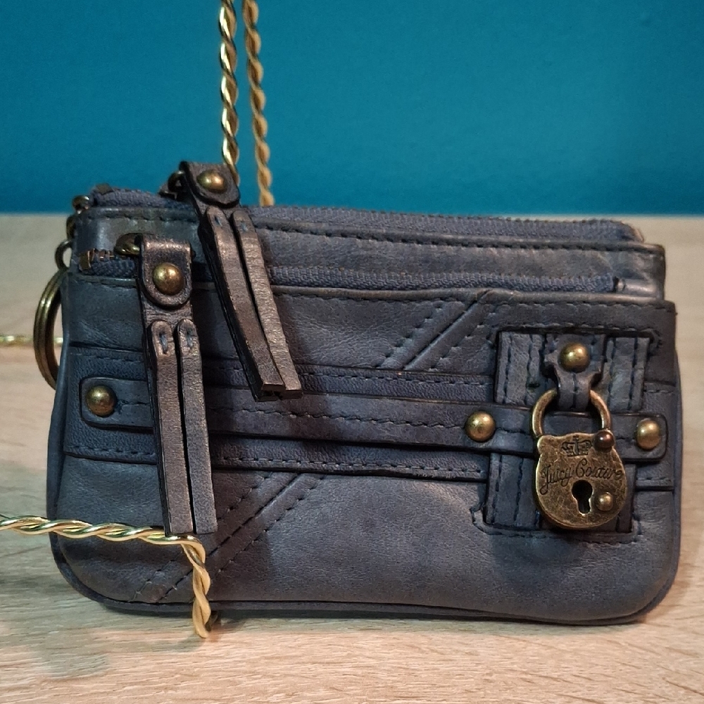 Juicy Couture Vintage Women's Pouch Bag